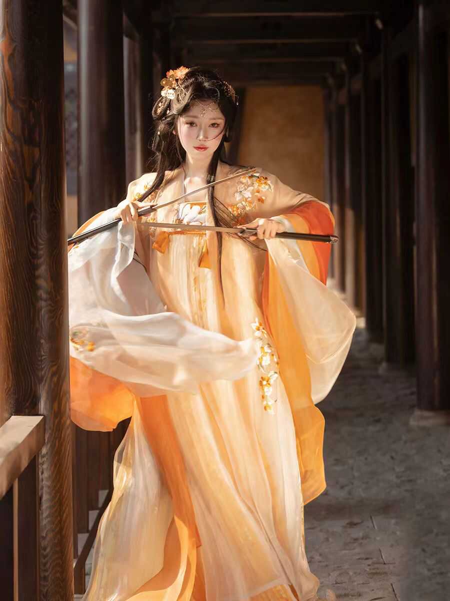 一片式绣花中国风大袖衫玉人歌