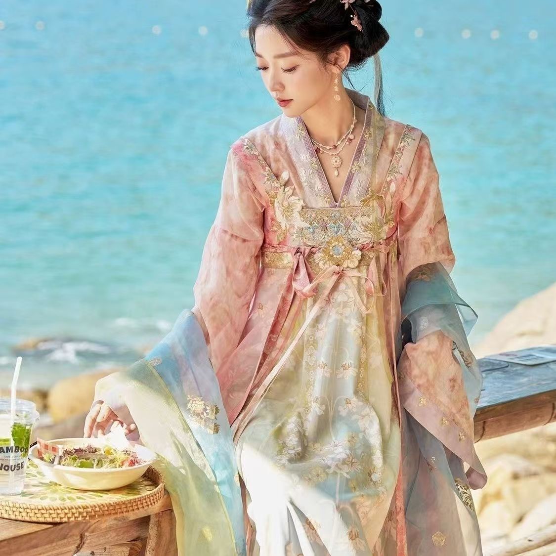 春秋唐制齐胸汉服裙重工刺绣超仙