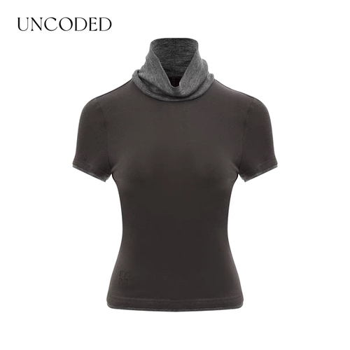 Uncoded26秋冬深灰兜领修身正肩t轻盈透气上衣显瘦新款KWLA2T214