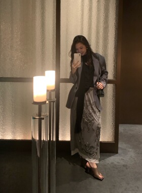 Uncoded深灰色宽肩廓形单西装干练简约高级通勤秋冬新款KWWA1X228