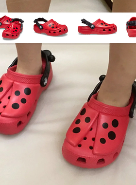 Crocs卡骆驰经典可爱瓢虫户外休闲沙滩男女儿童洞洞凉拖鞋210016