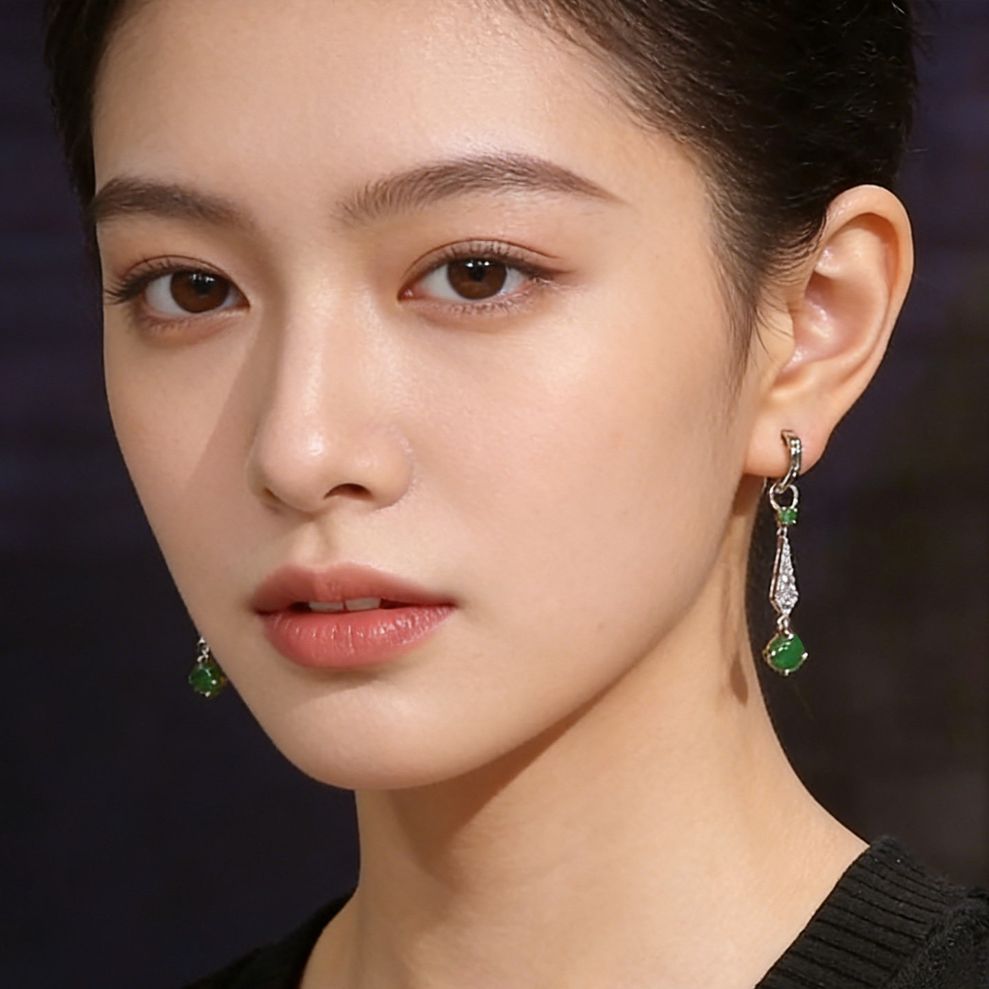 GSTV绿色翡翠耳坠女小众设计高级感复古风耳夹坠子典雅垂坠式超火