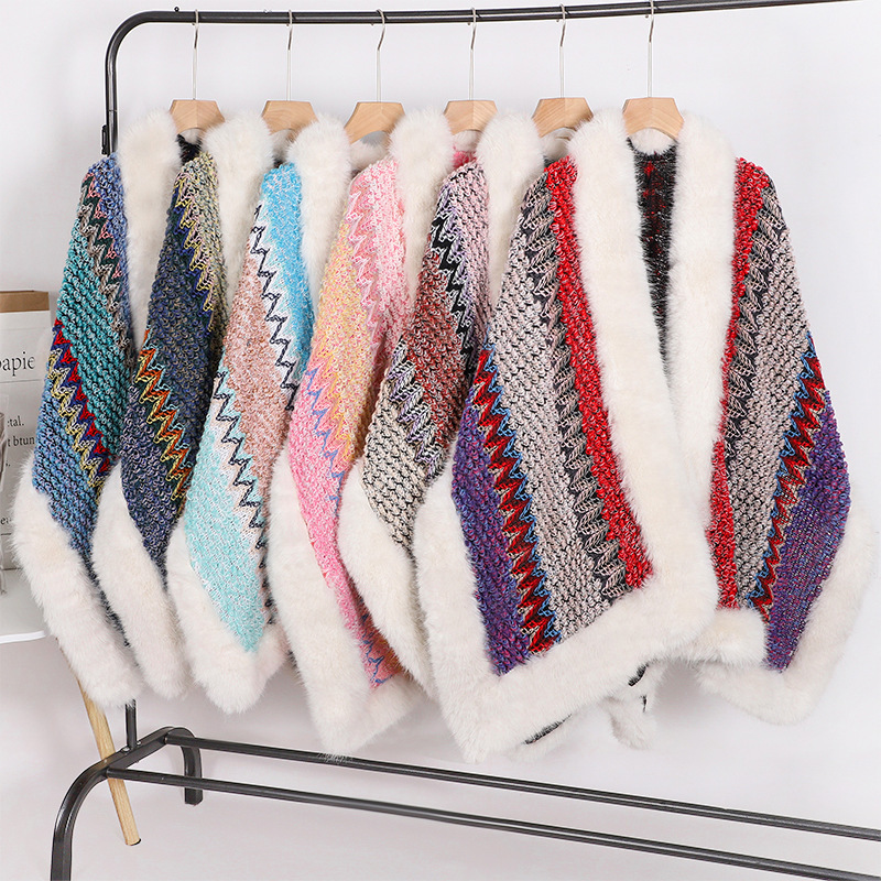 新款民族风披肩云南丽江旅游穿搭大毛领仿狐狸毛斗篷披风外搭保暖