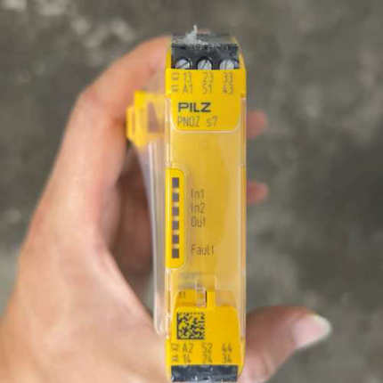 皮尔兹安全继电器S7 750107 装机议价