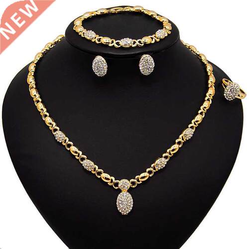 New Arrivals High Quality Crystal X O-shaped Gold Color Neck