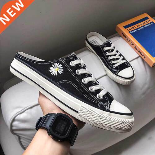 Summer oes Men Sandals Slip On Beach Slippers Men Sneakers