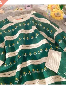 2022 Autumn And Winter Retro Sweater Women's O-neck Fashion