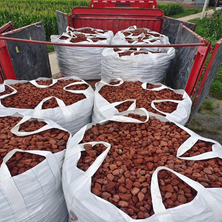 火山石颗粒多孔滤水铺路红色黑色大块火山石造景假山火山石