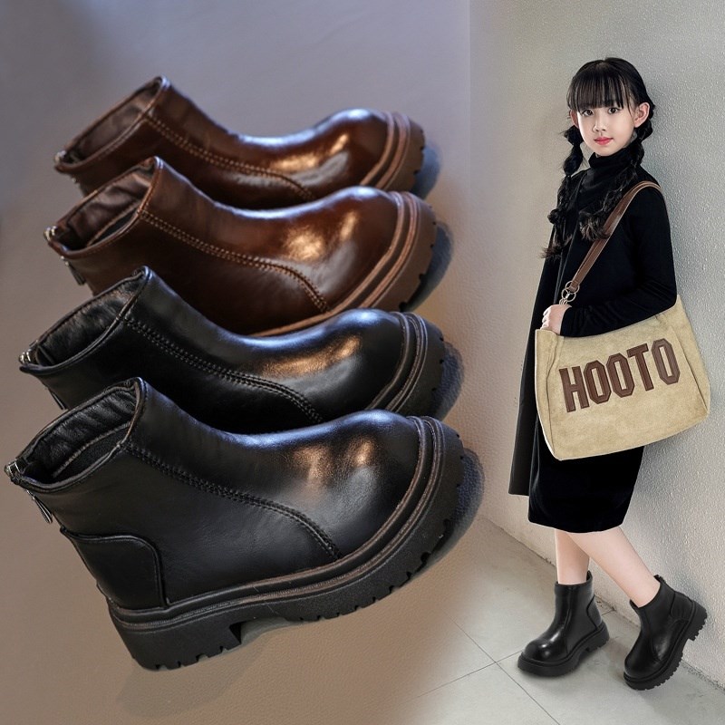 马丁靴女款儿童早秋款黑色模特走秀巨好看轻便软底单里中筒靴短靴