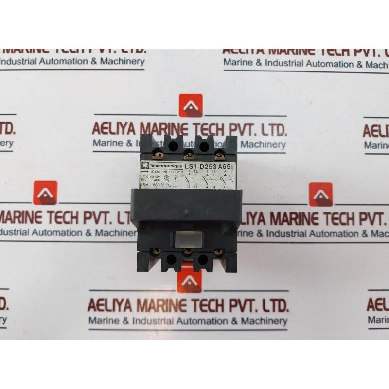 原装供应  LS1-D253 A65 保险丝座 10a-500v