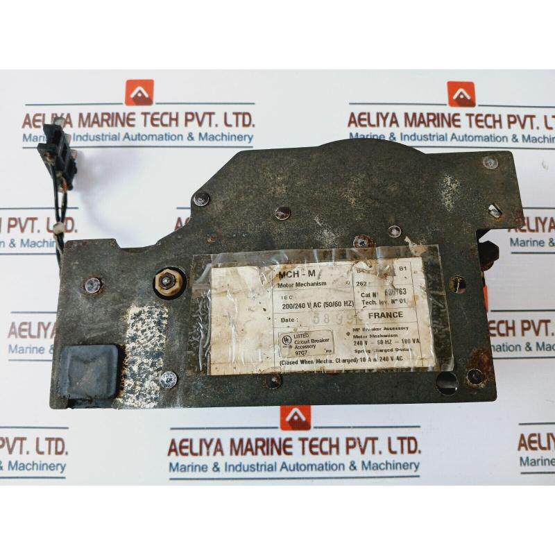 原装供应Merlin Gerin MCH-M 电动机构,带 685763 MP 支架附件