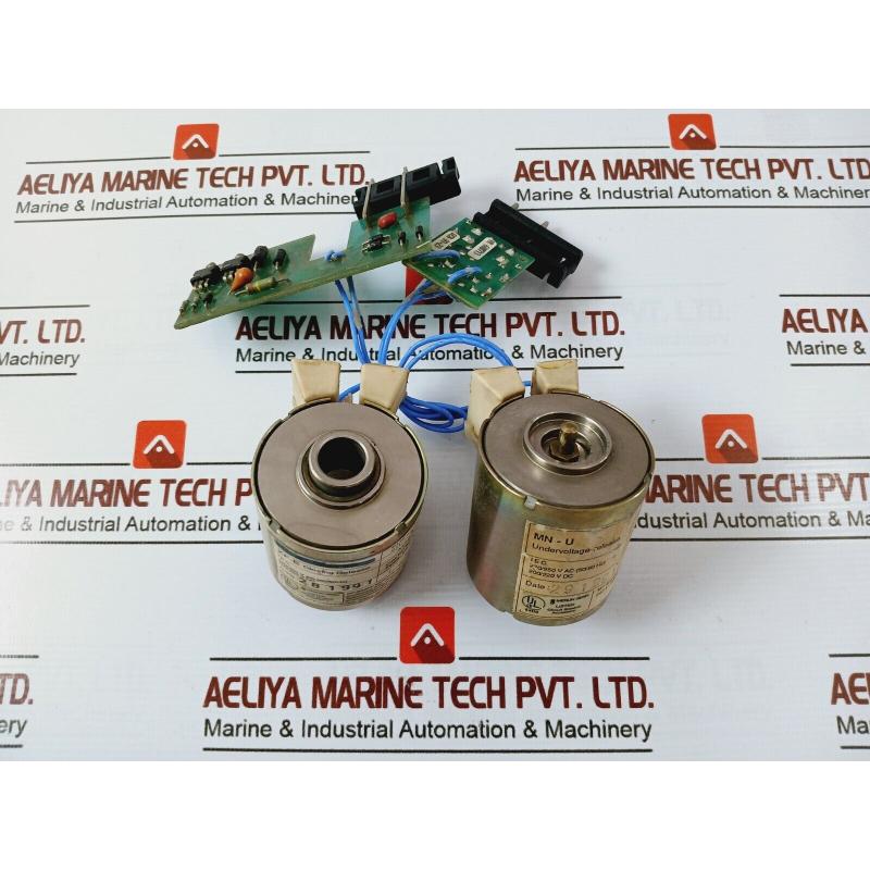 原装供应MERLIN RIN 685 658 MX-A 分流跳闸 XF-E 合闸释放支架,
