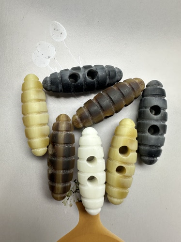 牛角风衣大衣纽扣树脂扣子服装辅料外套毛衣皮草橄榄钮扣装饰羊角