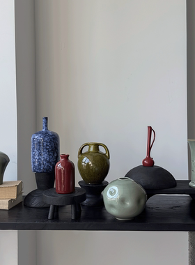 侘寂风陶瓷圆肚花瓶复古创意双耳高级感水培花器红色绿色蓝色摆件