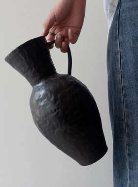 侘寂风黑色陶瓷艺术花瓶摆件客厅插花民宿样板间家居水培鲜花花瓶