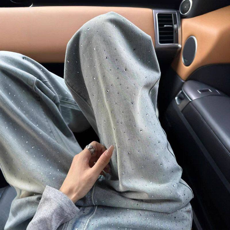 浅蓝色直筒牛仔裤女2025春秋新款烫钻设计高腰宽松显瘦窄版阔腿裤