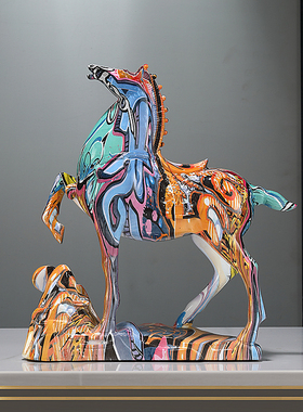 圣优顿树脂现代艺术马摆件