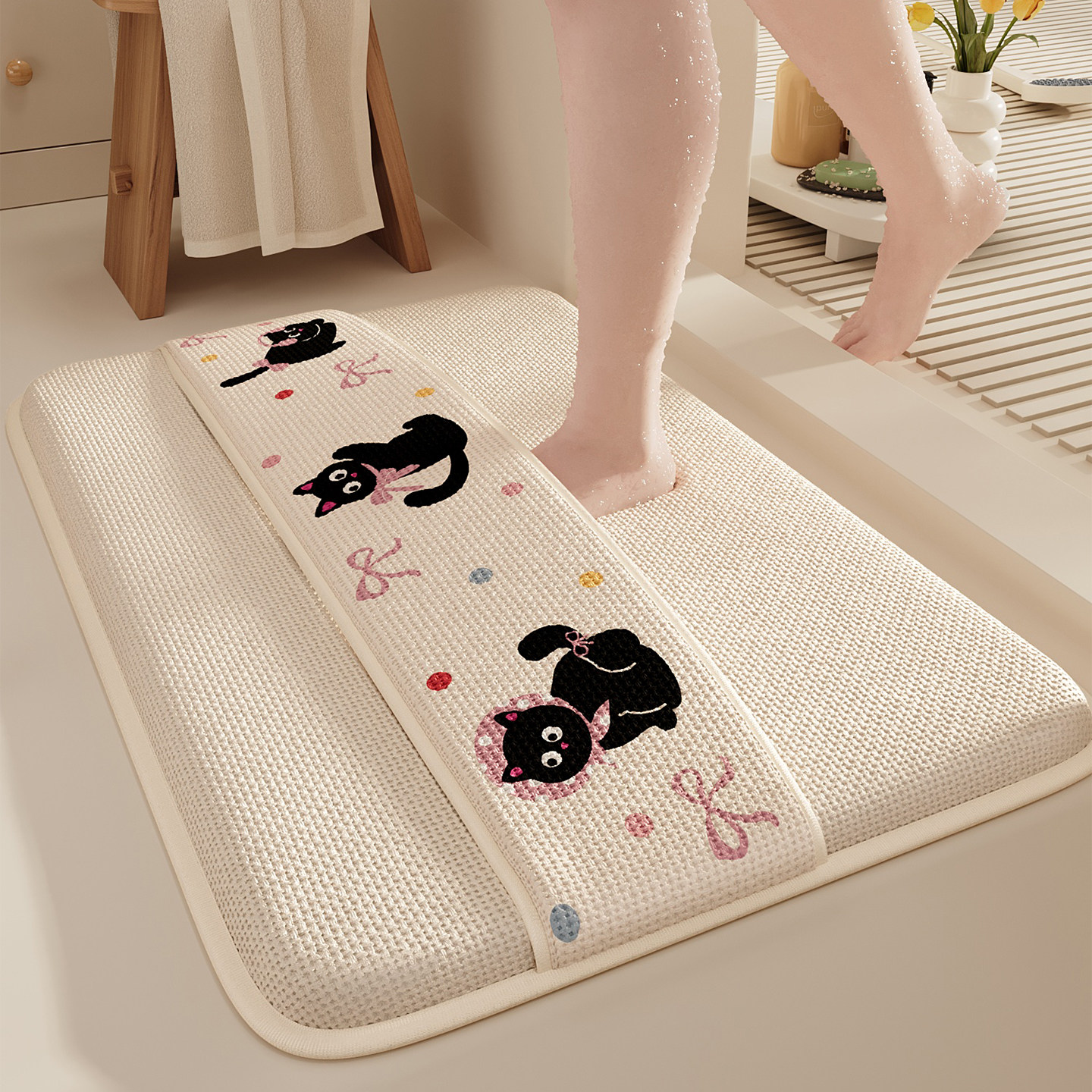 卡通猫咪浴室防滑垫厕所门口擦脚背速干吸水地毯卫生间地垫子加厚