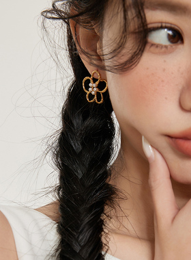 MORI DORI花梦旅人镂空耳饰珍珠花蕊法式气质少女百搭高级感耳环