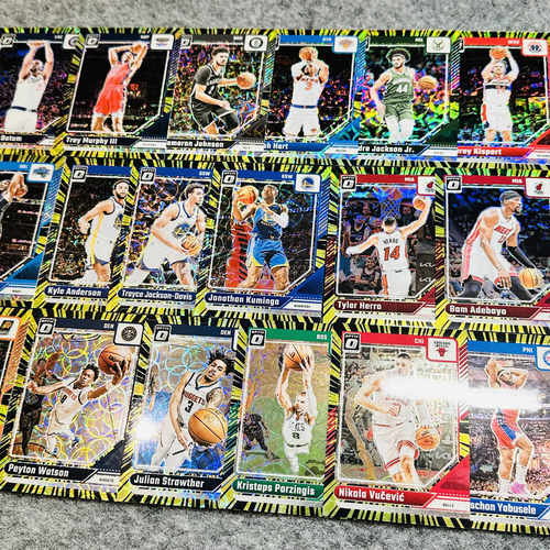 OP带编黑金折射正版panini球星卡