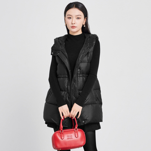 鲁思蒂轻薄休闲连帽羽绒马甲女2025冬新款时尚保暖百搭羽绒背心