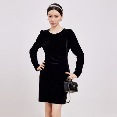 鲁思蒂丝绒黑色长袖连衣裙