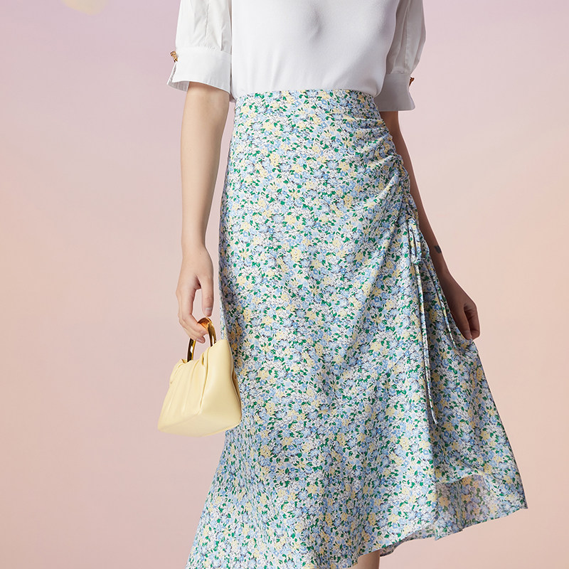 lucidy/鲁思蒂23春季碎花半身裙女