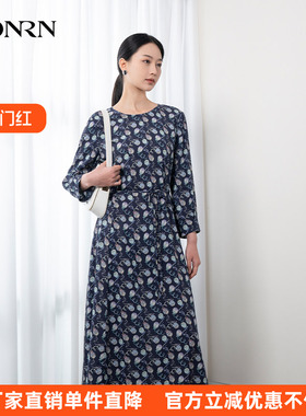 HONRN/红人藏蓝色印花圆领系带收腰修身a字连衣裙女春秋HH11OL272