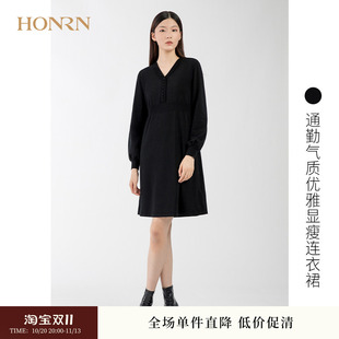 HONRN/红人腰粗遮肚子早秋气质连衣裙V领收腰黑色针织裙中长裙子
