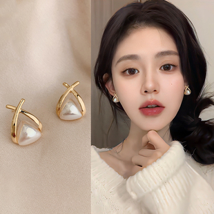 法式 珍珠耳环轻奢小众独特高级感耳饰简约设计时尚 气质耳钉女新款