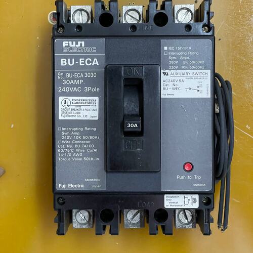 可维修断路器 BU-ECA 3P30A 420元议价
