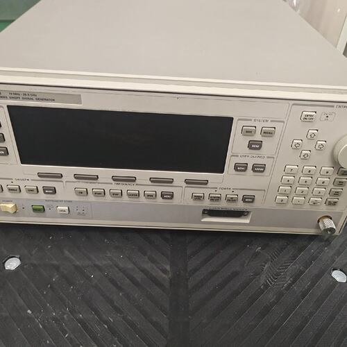可维修安捷伦Aagilent 83630B 26.5GHz信号源，议价