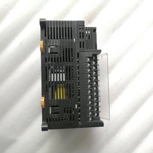 议价CP1H-X40DR-A，年份新，可维修