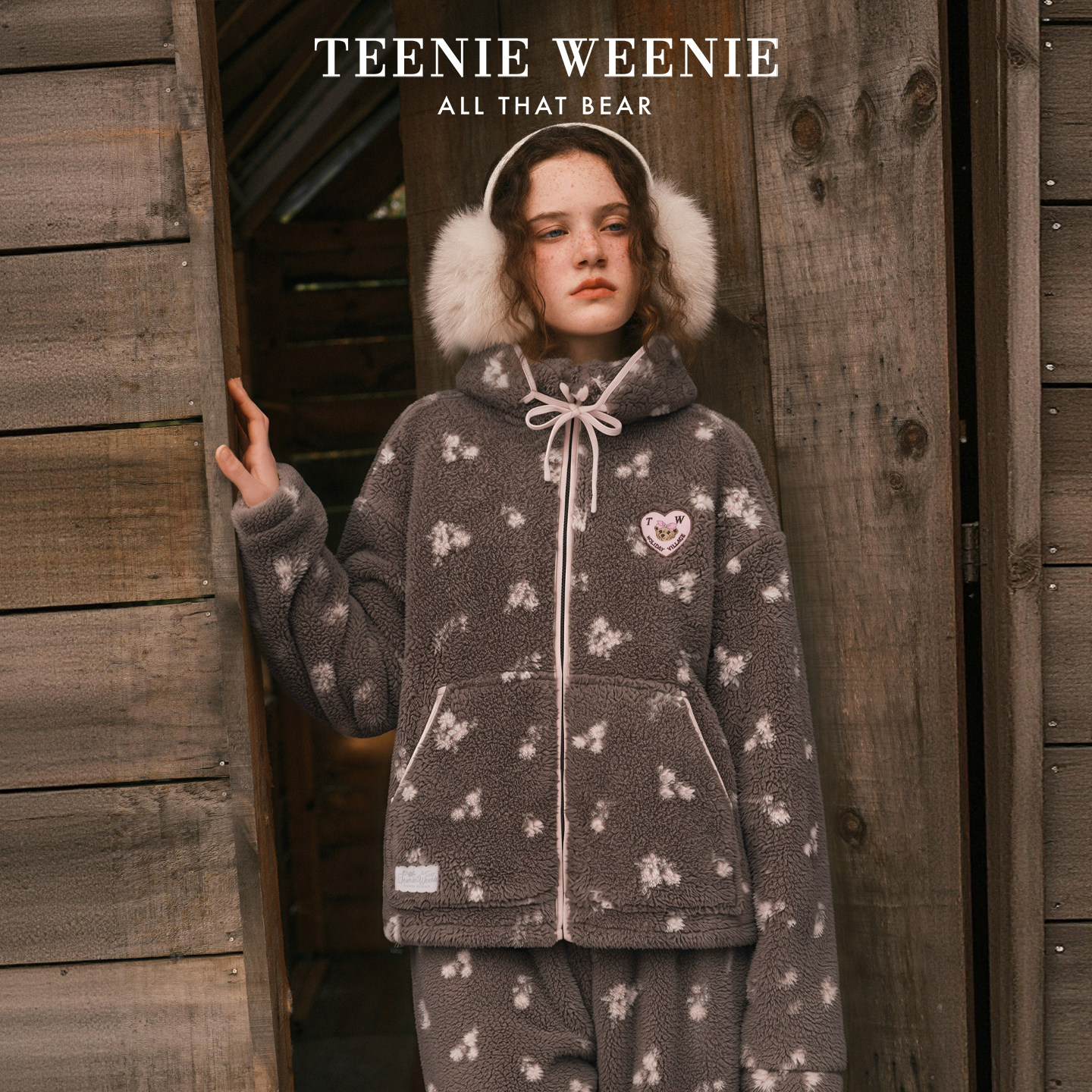 TeenieWeenie小熊法兰绒碎花睡衣女款秋冬加厚立领复古慵懒家居服