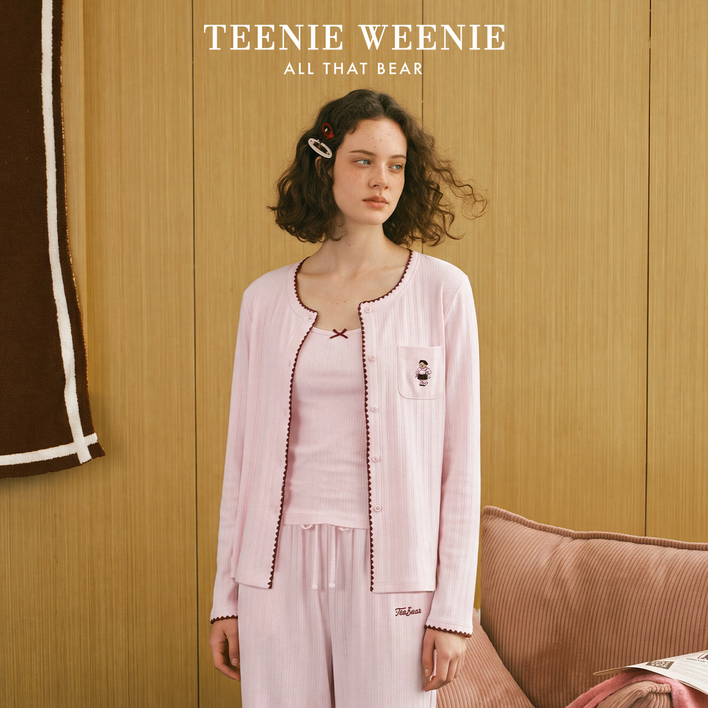 TeenieWeenie睡衣女春秋新款法式甜美风家居服松弛感三件套带胸垫