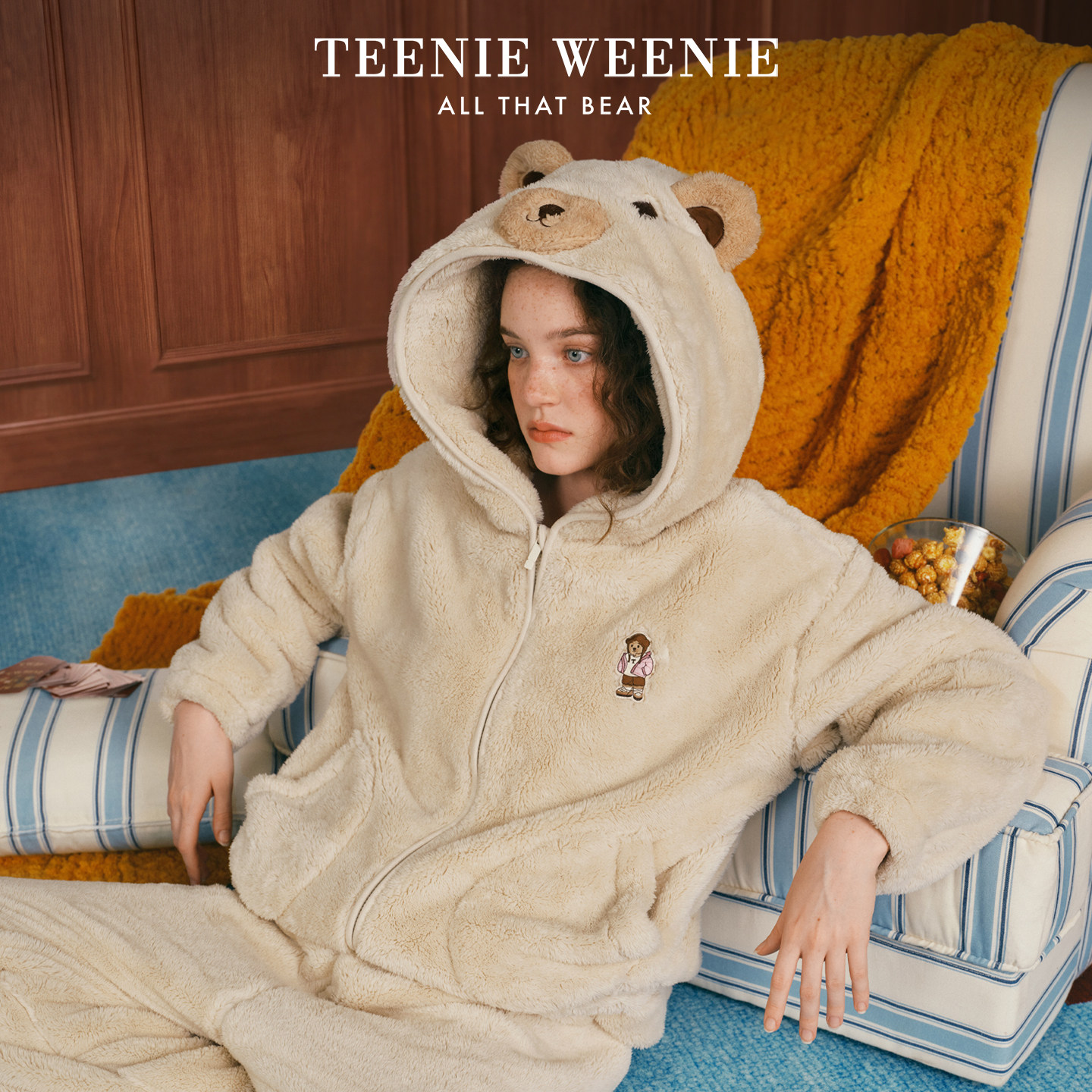 TeenieWeenie小熊睡衣女2026新款冬季加厚暖绒连帽可爱情侣家居服