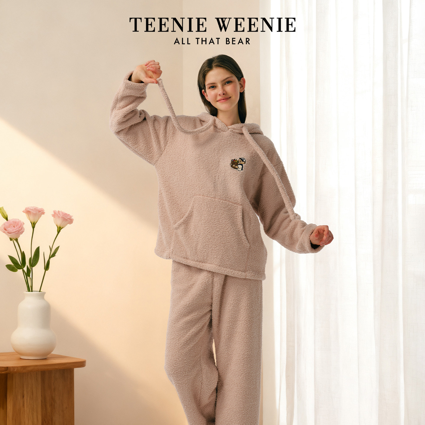 TeenieWeenie睡衣女款2025新款冬季加绒保暖女士连帽厚家居服套装