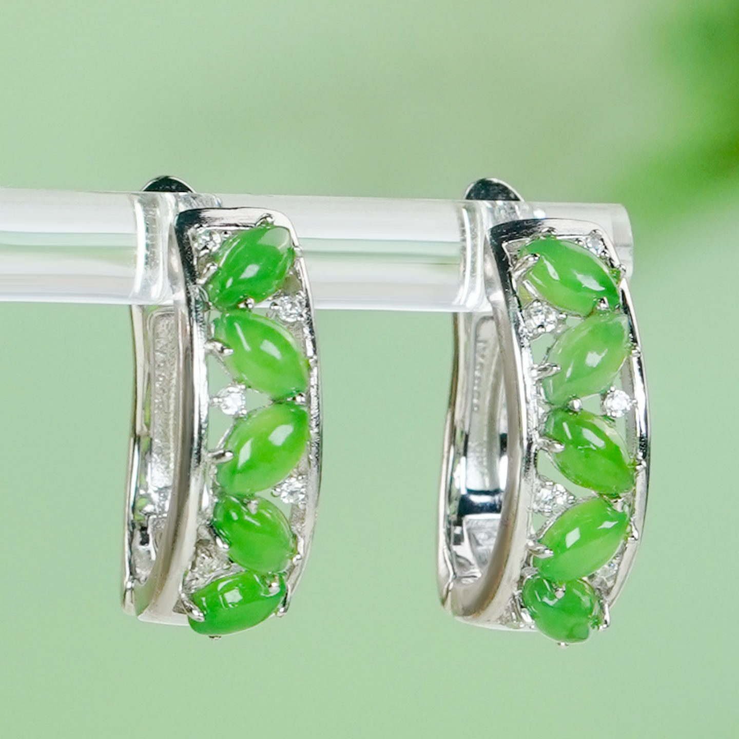 925银镶嵌天然和田玉碧玉耳钉精致镂空设计马眼耳扣,珠宝/钻石/翡翠,耳饰,淘宝优惠券,粉丝福利购,淘宝优惠卷