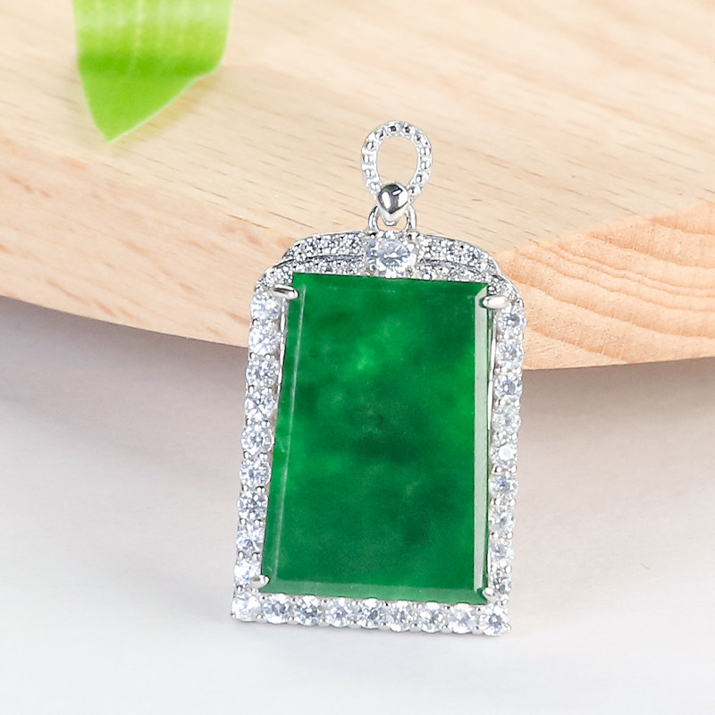 925银镶嵌天然翡翠A货大气时尚满锆辣绿翡翠无事牌吊坠送妈妈送礼