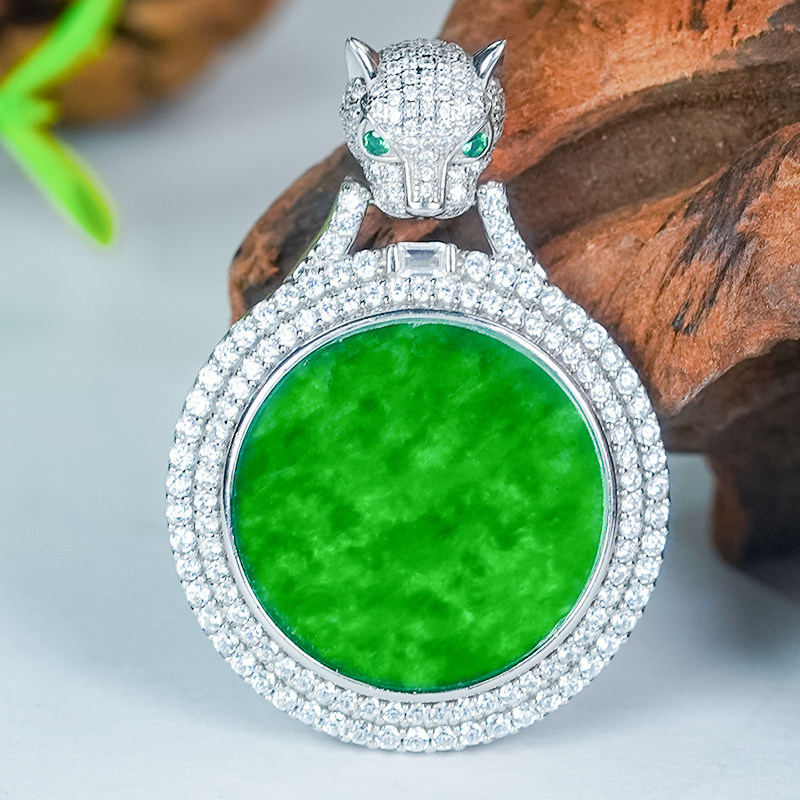 天然翡翠A货银镶时尚大气金钱豹子头满辣阳绿圆牌吊坠（搭黑绳