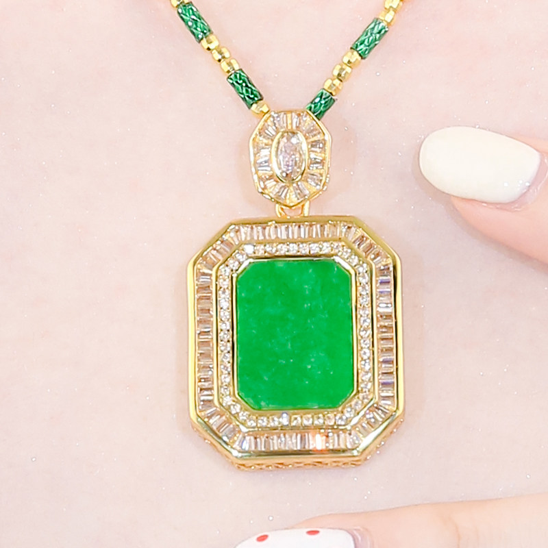 七夕情人节礼物银镶嵌精致时尚天然阳绿翡翠无事牌吊坠项链