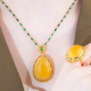 满蜜满蜡百搭时尚水滴款蜜蜡吊坠绿银项链戒指三件套装