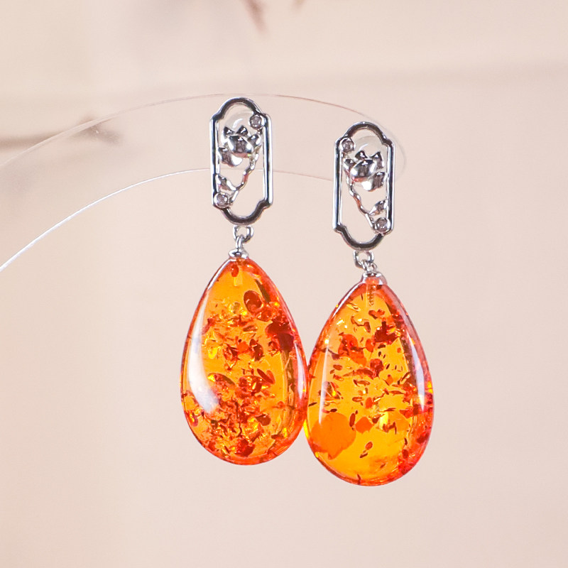 S925银镶嵌天然琥珀花珀百搭宫廷高级感金珀水滴耳钉送妈妈送爱人