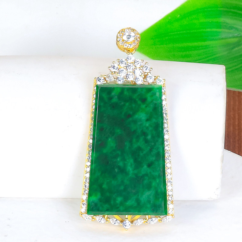新款吊坠翡翠吊坠天然翡翠A货镶边高级贵气方牌无事牌吊坠送礼