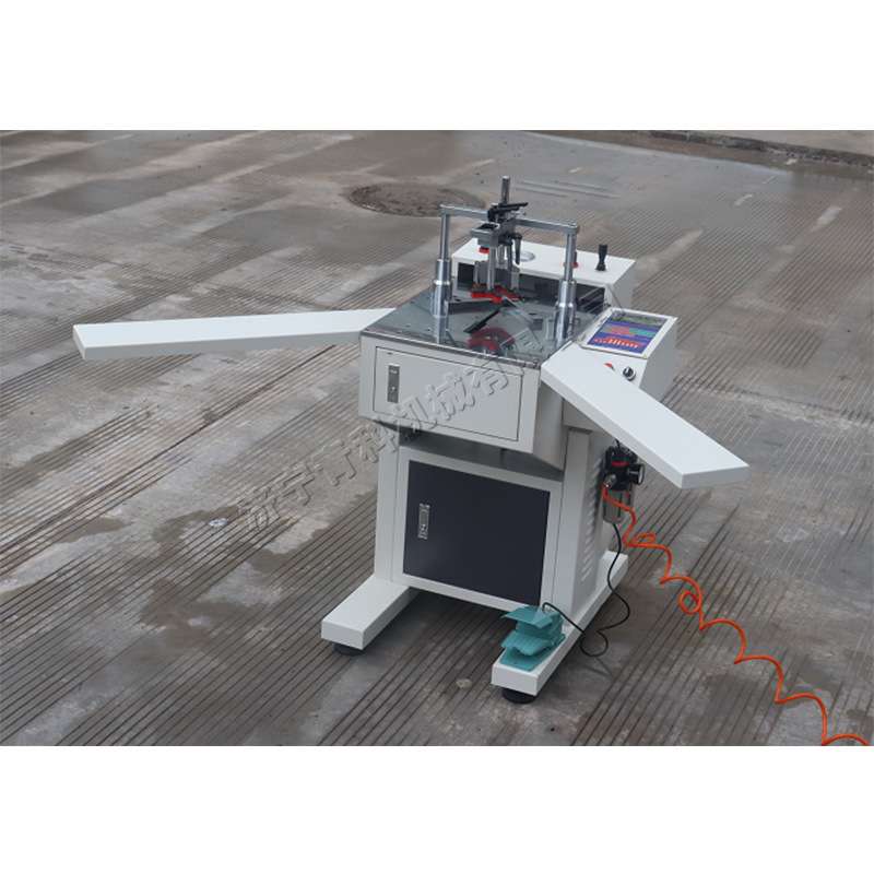 全自动数控钉角机 书画装饰画框装裱机 数控实木线条画框切角机