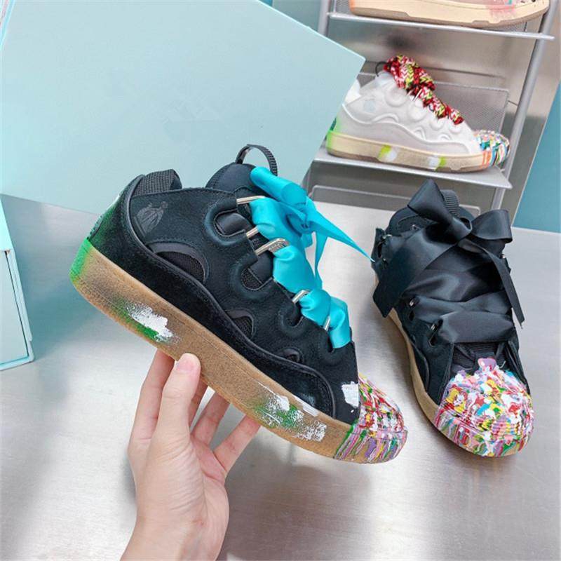 thumbnail for In the spring of 2025, Cheng Yi will have the same dad bread shoes for men and women, and the men's and women's couples will have a thick-soled lace-up casual sports skateboard shoes