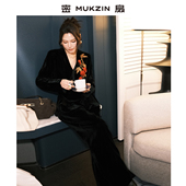 密扇2026年春季 非遗手绣斜襟V领丝绒上衣 」新中式 新款 「大吉大荔