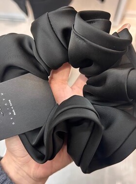 黑色高级感超大号大肠发圈头圈2025新款丸子头高端缎面肥肠头绳女