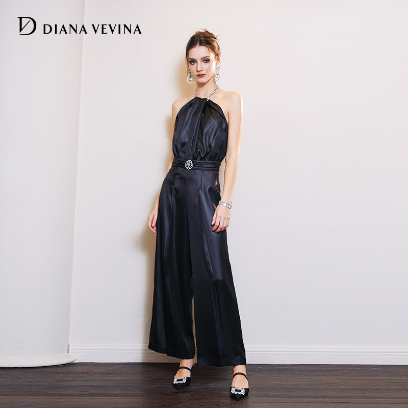 DIANA VEVINA连体长裤仿皮缎面钻链挂脖收腰性感秋季新款连体衣