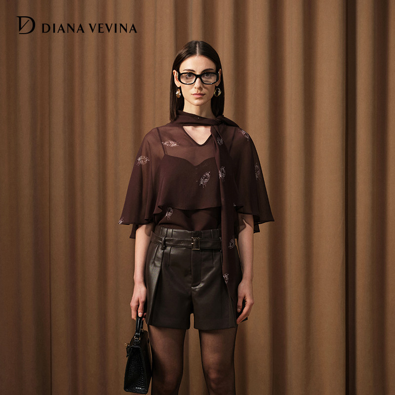 DIANA VEVINA秋新款羽毛印花衬衫披肩两件套通透轻薄飘带雪纺衫